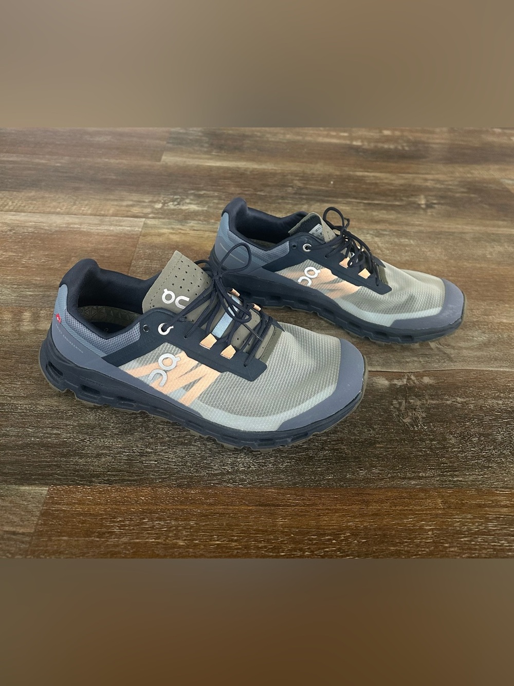 On Cloudvista Trail Running Shoe Men’s Size 9